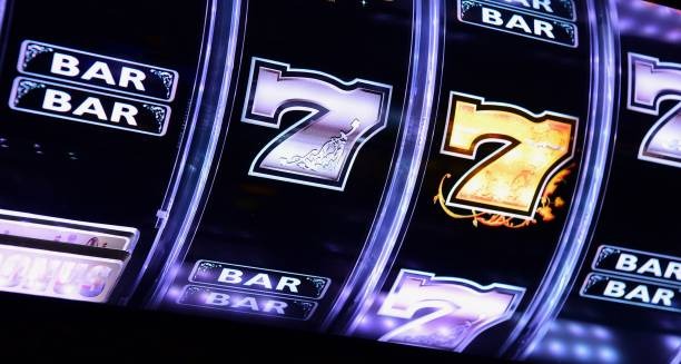 Volatility and paytable information for Microgaming slots on olxtoto rtp